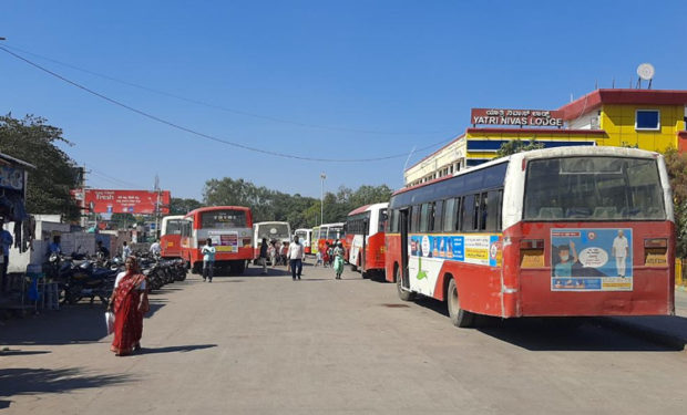 ಭಾರತ ಬಂದ್ ಗೆ ವಿಜಯಪುರದಲ್ಲಿ ನೀರಸ ಪ್ರತಿಕ್ರಿಯೆ : ವಾಹನ ಸಂಚಾರ ಎಂದಿನಂತೆ