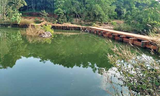 ಗ್ರಾಮಸ್ಥರಿಂದ ತುಂಬಿತು ಉಮಿಲಾಯಿ ಕಿರುನದಿ