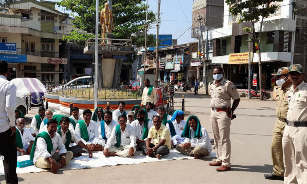 farmers-protest