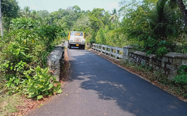 ಅಪಘಾತ ಭೀತಿ : ಬೋಳ ಬರಬೈಲ್‌ ಕಿರು ಸೇತುವೆ ವಿಸ್ತರಣೆಗೆ ಗ್ರಾಮಸ್ಥರ ಆಗ್ರಹ