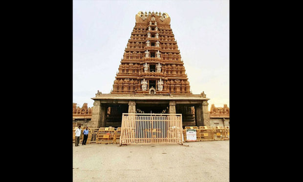 For a month devotees have no darshan of Srikantheshwara