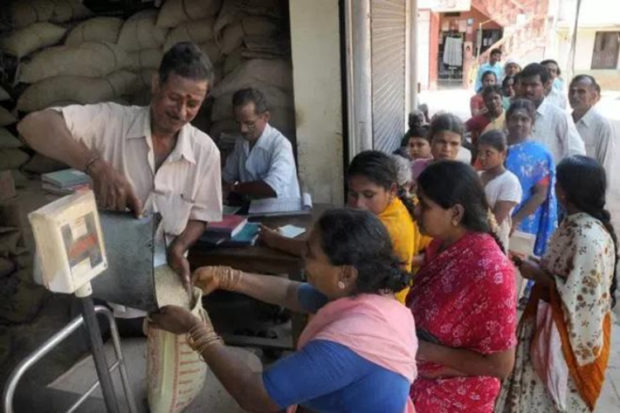 ಬಡವರಿಗೆ ಉಚಿತ ಆಹಾರಧಾನ್ಯ : PMGKAYಯಡಿ ಮೇ-ಜೂನ್‌ ತಿಂಗಳಲ್ಲಿ ವಿತರಣೆ