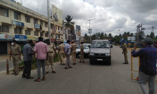 ಹುಣಸೂರು ಪೋಲೀಸರ ಮಿಂಚಿನ ಕಾರ್ಯಾಚರಣೆ : ನೂರಕ್ಕೂ ಹೆಚ್ಚು ಬೈಕ್ ವಶ