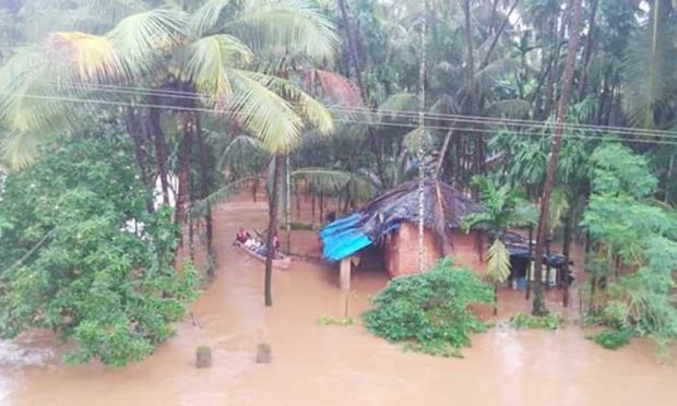 ನೆರೆ ನೀರಿನಂತೆ ಇಳಿದು ಹೋಗುತ್ತಿವೆ ಭರವಸೆಗಳು!