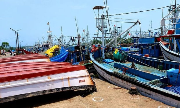 70% of fishing boats are quiet on shore : Udayavani Goa