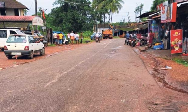 ಆಜ್ರಿ: ಸಾರ್ವಜನಿಕ ಶೌಚಾಲಯವಿಲ್ಲದೆ ಪರದಾಟ