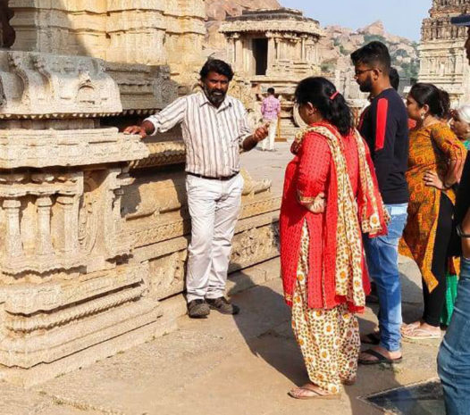 ಹಂಪಿ ಗೈಡ್‌ಗಳಿಗೆ ಆರ್ಥಿಕ ನೆರವು