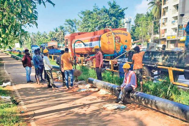 ಕುಂಟುತ್ತಾ ಸಾಗುತ್ತಿದೆ ಗ್ಯಾಸ್‌ ಪೈಪ್‌ಲೈನ್‌ ಕಾಮಗಾರಿ: ಸವಾರರಿಗೆ ಸಂಕಷ್ಟ