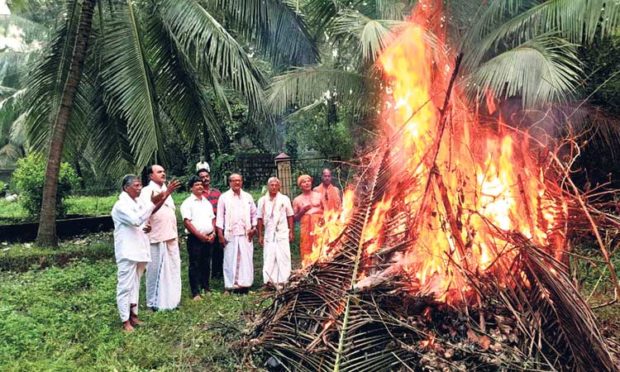 “ಮುಳ್ಳಮುಟ್ಟೆ ಆಚರಣೆ ತುಳು ಸಂಸ್ಕೃತಿಯ ಗಟ್ಟಿತನ’