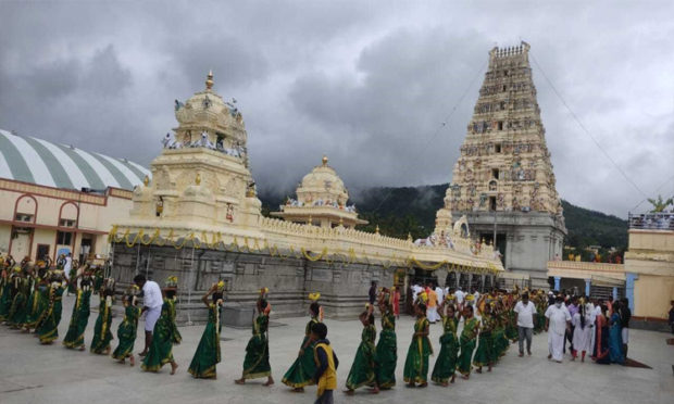 ಮಾದಪ್ಪ ಸನ್ನಿಧಿ