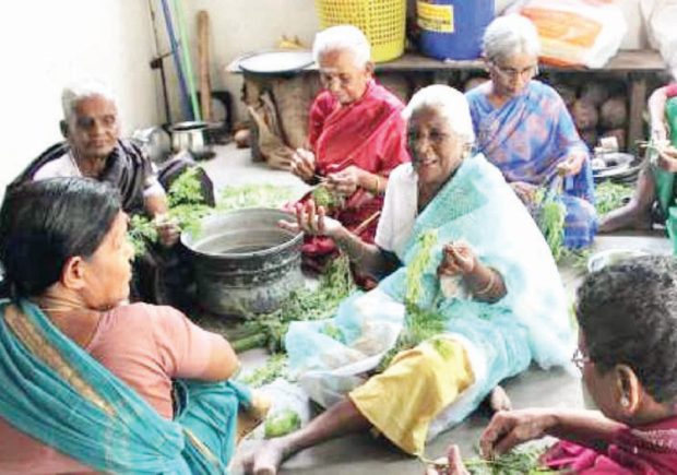 ಕೋವಿಡ್ ನೆಪ : 9 ತಿಂಗಳಿನಿಂದ ನಿರ್ಗತಿಕ ಹಿರಿಯ ನಾಗರಿಕರಿಗೆ ಸಿಗದ ಬಿಸಿಯೂಟ ಭಾಗ್ಯ