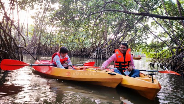 ಪಡುಕರೆ ಕಾಂಡ್ಲಾವನ : ಕಯಾಕಿಂಗ್‌ನಲ್ಲಿ ಉಡುಪಿ ಜಿಲ್ಲಾಧಿಕಾರಿ