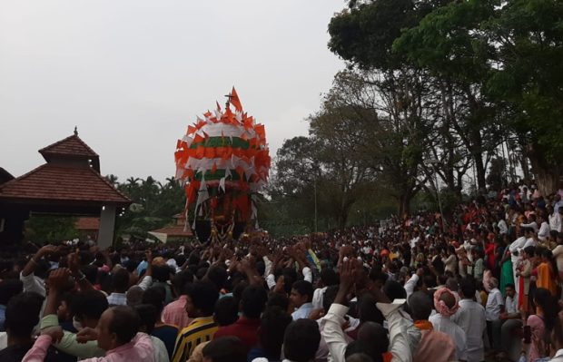 ವಿಜೃಂಭಣೆಯಿಂದ ನಡೆದ ದೇವವೃಂದ ಶ್ರೀ ಪ್ರಸನ್ನ ರಾಮೇಶ್ವರಸ್ವಾಮಿ ದಿವ್ಯ ಶ್ರೀ ಮಹಾ ರಥೋತ್ಸವ