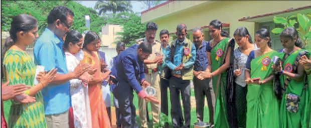 ಭೂಮಿಗೆ ಮನುಷ್ಯನ ಕೊಡುಗೆ ಶೂನ್ಯ; ಸಿವಿಲ್‌ ನ್ಯಾಯಾಧೀಶ ಎಂ.ಶ್ರೀಧರ