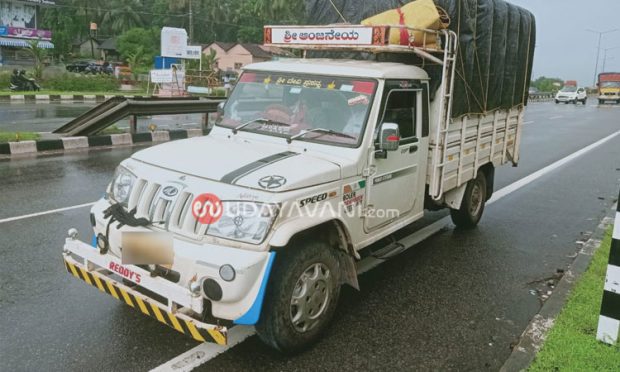 ಉಡುಪಿ: ರಜೆ ಬಗ್ಗೆ ಮಾಹಿತಿಯಿಲ್ಲದೆ ಶಾಲೆಗೆ ಹೊರಟ ವಿದ್ಯಾರ್ಥಿಗೆ ಟೆಂಪೋ ಢಿಕ್ಕಿ; ಗಂಭೀರ