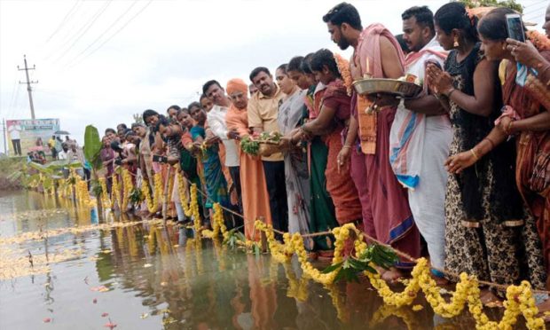 ಹರಳೂರು ಕೆರೆಗೆ ಗೌರಿಶಂಕರ್‌ ಬಾಗಿನ