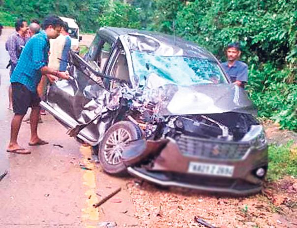 ಉಪ್ಪಿನಂಗಡಿ: ಬಸ್‌- ಕಾರು ಢಿಕ್ಕಿ; ಇಬ್ಬರಿಗೆ ಗಂಭೀರ ಗಾಯ