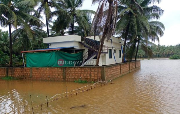 ನಾವುಂದ-ಬಡಾಕೆರೆ : ಇಳಿಯದ ನೆರೆ ನೀರು