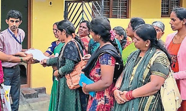 ಡೇರಿ ಷೇರು, ಹಾಲಿನ ಸಬ್ಸಿಡಿ ಹಣ ನೀಡದೇ ದೌರ್ಜನ್ಯ