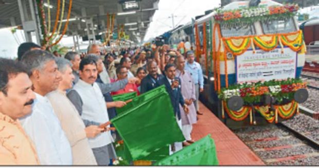 ಎರಡು-ಮೂರು ತಿಂಗಳಲ್ಲಿ ಶಬರಿಮಲೈಗೆ ರೈಲು; ಕೇಂದ್ರ ಸಚಿವ ಅಶ್ವಿ‌ನಿ ವೈಷ್ಣವ್‌