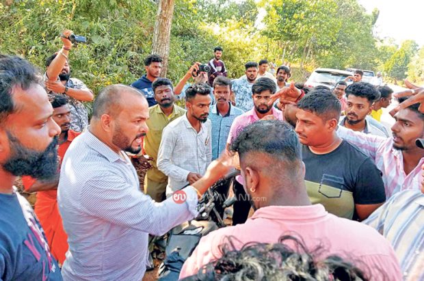 ಉಪ್ಪಿನಂಗಡಿ: ಪಿಡಿಒ ಮೇಲೆ ಹಲ್ಲೆ…  ದೂರು, ಪ್ರತಿ ದೂರು ದಾಖಲು