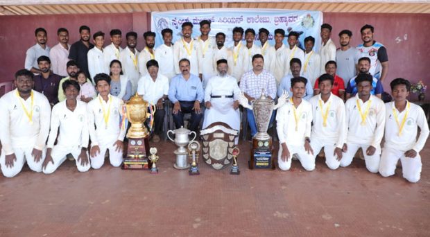 Brahmavar SMS College Team won B.C. Alva Memorial Cricket Trophy