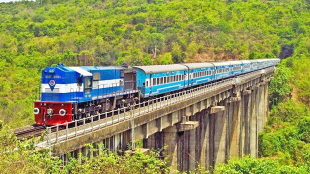 ಹೋಳಿ ಹಬ್ಬದ ಹಿನ್ನೆಲೆ: ಪ್ರಯಾಣಿಕರ ಅನುಕೂಲಕ್ಕಾಗಿ ವಿಶೇಷ ರೈಲು ಸೇವೆ