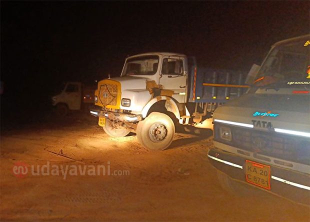 Kundapura:ಗಣಿ ಇಲಾಖೆಯ ಕಾರ್ಯಾಚರಣೆ : ಅನಧಿಕೃತ ಮರಳು ದಕ್ಕೆಯಲ್ಲಿದ್ದ 5 ಲಾರಿಗಳು ವಶ