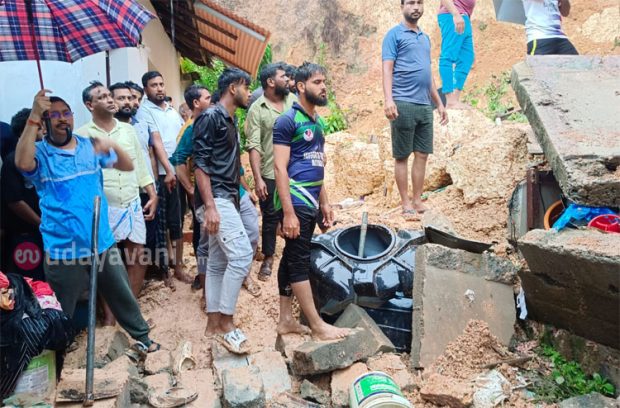 inBantwal; ಧಾರಾಕಾರ ಮಳೆ: ಮನೆ ಮೇಲೆ ಗುಡ್ಡ ಕುಸಿದು ಓರ್ವ ಮಹಿಳೆ ಸಾವು