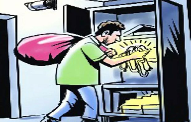 Theft ಉರ್ವ: ಮನೆಯಿಂದ 70 ಸಾವಿರ ರೂ. ಮೌಲ್ಯದ ಚಿನ್ನಾಭರಣ ಕಳವು