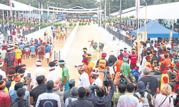 Bangalore kambala: ಅದ್ಧೂರಿ ಕಂಬಳ ಕಣ್ತುಂಬಿಕೊಂಡ ಲಕ್ಷ ಲಕ್ಷ ಜನ