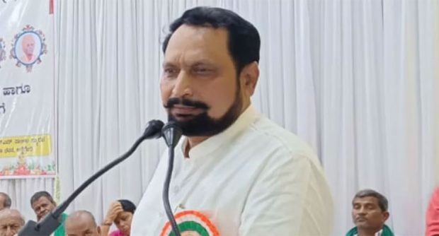 BJP ಮನೆಯೊಂದು, ಮೂರು ಬಾಗಿಲು : ಲಕ್ಷ್ಮಣ ಸವದಿ