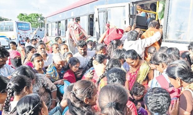 Bus travel: ನಾಗರಿಕರಿಗೆ ನರಕ ಸದೃಶವಾದ ಸಾರಿಗೆ ಬಸ್‌ ಪ್ರಯಾಣ!