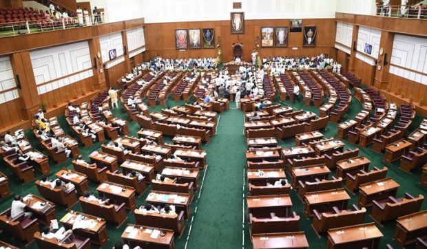 Assembly session ಸಚಿವರ “ಕಾರುಬಾರು’ಗೆ 9 ಕೋಟಿ