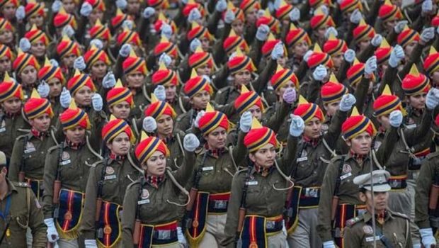 army parade women