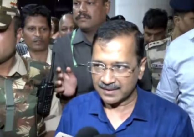 Arvind Kejriwal: ಗೋವಾಕ್ಕೆ ಆಗಮಿಸಿದ ದೆಹಲಿ ಸಿಎಂ ಅರವಿಂದ್ ಕೇಜ್ರಿವಾಲ್