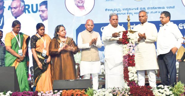 ಪ್ರಾದೇಶಿಕ ಮಟ್ಟದಲ್ಲೂ ಉದ್ಯೋಗ ಮೇಳ: ಸಿಎಂ ಸಿದ್ದರಾಮಯ್ಯ