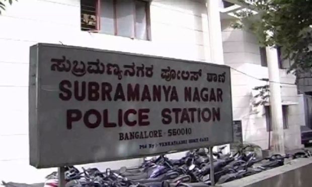 Bengalur: ವೈದ್ಯರ ನಿರ್ಲಕ್ಷ್ಯಕ್ಕೆ ರೋಗಿ ಸಾವು; ಠಾಣೆ ಬಳಿ ಶವ ಇರಿಸಿ ಪ್ರತಿಭಟನೆ