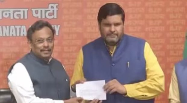 Gaurav Vallabh left Congress and joined BJP