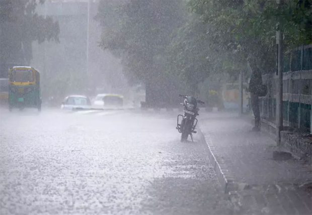 Heavy Rain 8 ಜಿಲ್ಲೆಗಳಲ್ಲಿ ಇಂದು ಭಾರಿ ಮಳೆ ಸಾಧ್ಯತೆ: ಆರೆಂಜ್‌ ಅಲರ್ಟ್‌ ಘೋಷಣೆ