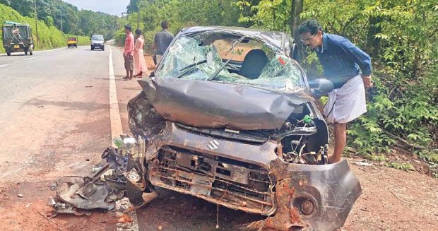 Road Mishap ಕಾರು ಅಪಘಾತ: 6 ಮಂದಿಗೆ ಗಾಯ