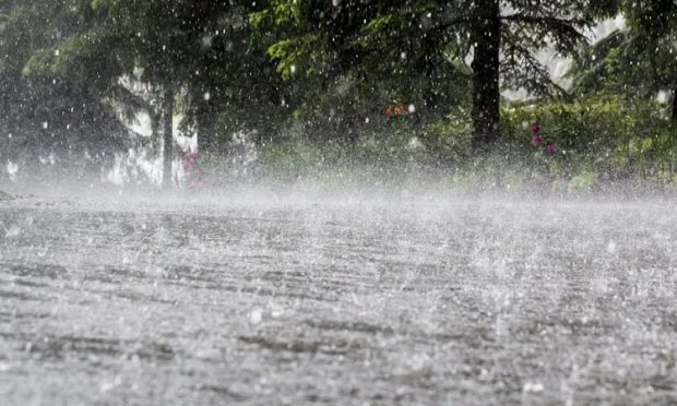 Heavy Rain: ಮಲೆನಾಡು, ಕರಾವಳಿಯಲ್ಲಿ ಮಳೆಗೆ ಜನ ತತ್ತರ