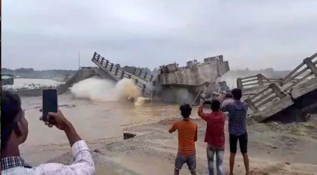 Bihar; bridge collapse before inauguration