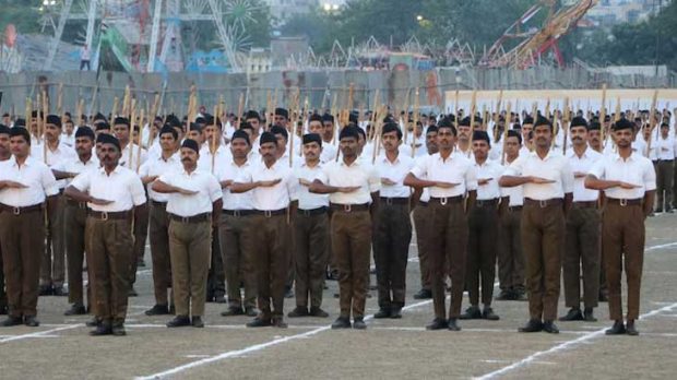 RSS ಸ್ವಾಗತ- ಸರ್ಕಾರಿ ನೌಕರರ ಭಾಗವಹಿಸುವಿಕೆ ಮೇಲೆ ಹೇರಿದ್ದ ನಿಷೇಧ ಕೇಂದ್ರದಿಂದ ತೆರವು