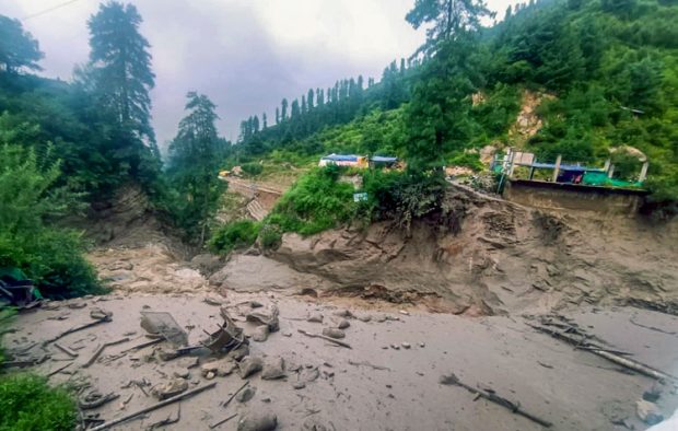 Landslide ಪ್ರಕೃತಿ ಜತೆ ಹೆಜ್ಜೆ ಹಾಕಿದರಷ್ಟೇ ಮನುಕುಲದ ಭವಿಷ್ಯ ಸುರಕ್ಷಿತ