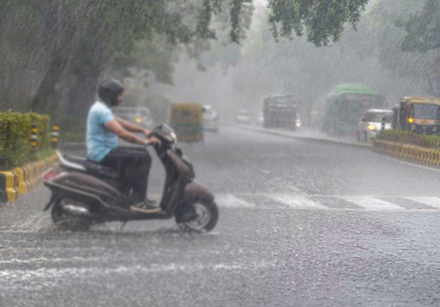 Rain ಕರಾವಳಿಯಲ್ಲಿ ಶೇಕಡಾವಾರು ಮಳೆ ಏರಿಕೆ: ಇನ್ನಷ್ಟು ದಿನ ಭಾರೀ ಮಳೆ ಸಾಧ್ಯತೆ