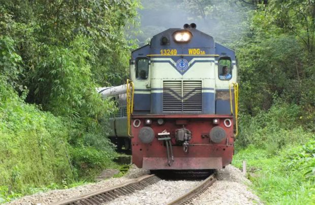 Train ಮಣ್ಣು ಕುಸಿತ: ಇಂದು ಮಂಗಳೂರು – ಮುಂಬಯಿ ರೈಲು ಸೇವೆ ರದ್ದು