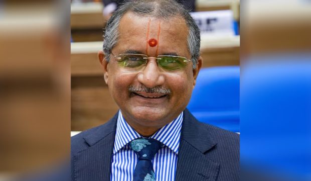 UPSC: ಅವಧಿ ಮುಗಿಯುವ ಮೊದಲೇ ಯುಪಿಎಸ್​ಸಿ ಅಧ್ಯಕ್ಷ ಸ್ಥಾನಕ್ಕೆ ಮನೋಜ್ ಸೋನಿ ರಾಜೀನಾಮೆ