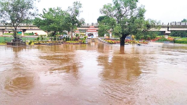 Heavy Rains ಕೊಡಗಿನಲ್ಲಿ ಮಳೆಯಬ್ಬರ: ಹಲವು ಮನೆಗಳಿಗೆ ಹಾನಿ