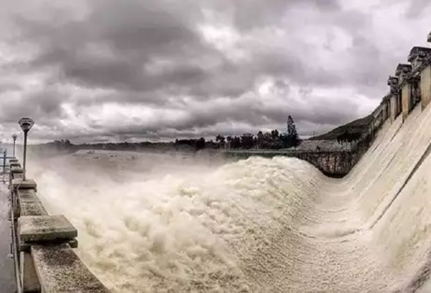 Cauvery ತೀರದಲ್ಲಿ ಪ್ರವಾಹ ಭೀತಿ: ಜನರ ಸ್ಥಳಾಂತರ